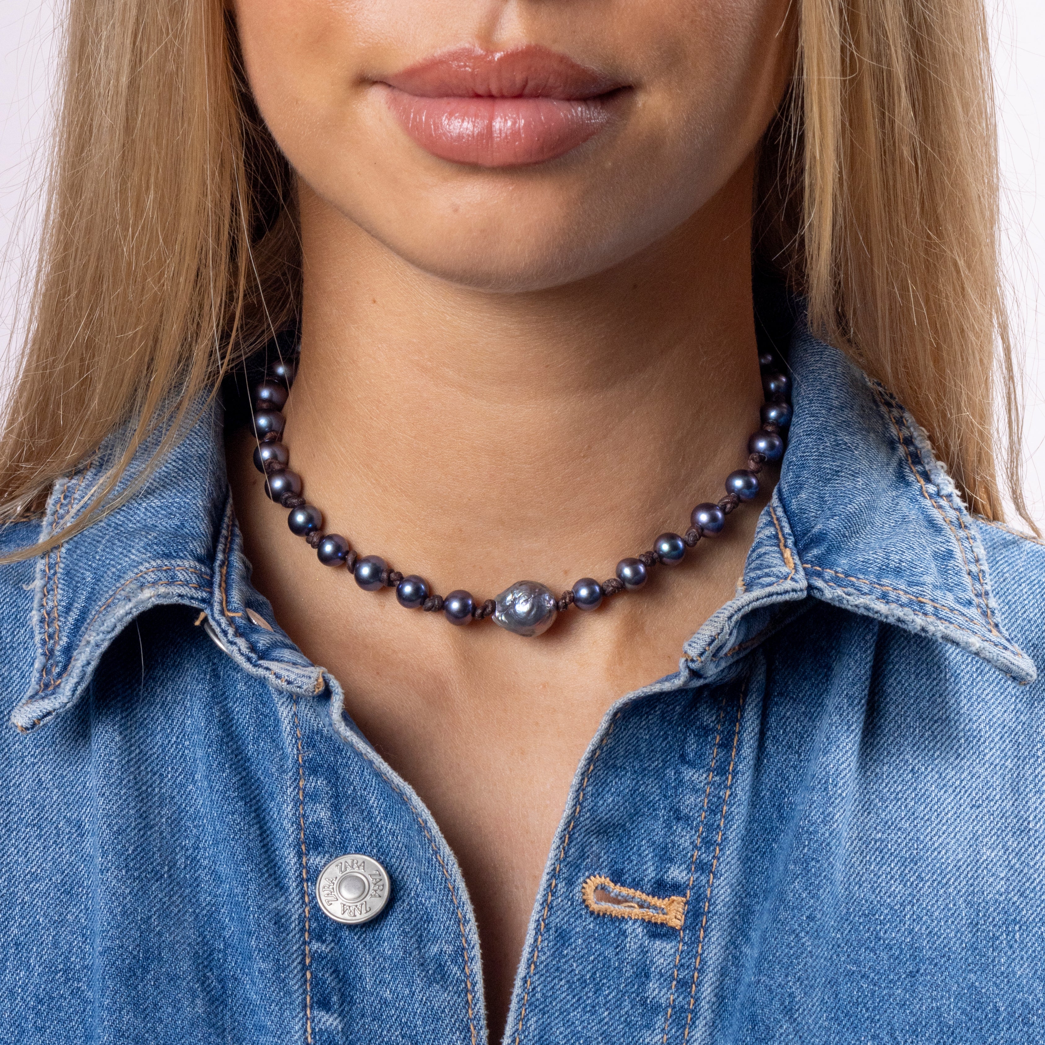 DENIM PEARLS  | CHOKER